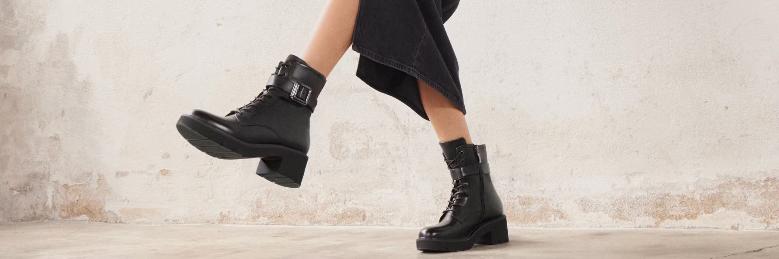 Anna Field -Anna Field 5 scaled