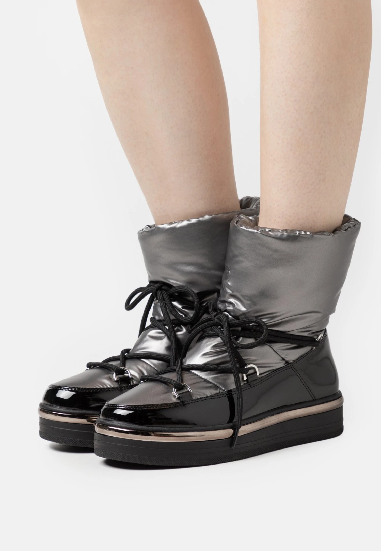 Enkellaarsjes Met Plateauzool - Silver 1 Enkellaarsjes Met Plateauzool - Silver