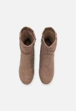 Anna Field Winter Boot - Enkellaarsjes Met Sleehak - Taupe 11 Anna Field Winter Boot - Enkellaarsjes Met Sleehak - Taupe -Anna Field c19865a230df4857a80dfad1dea5855a